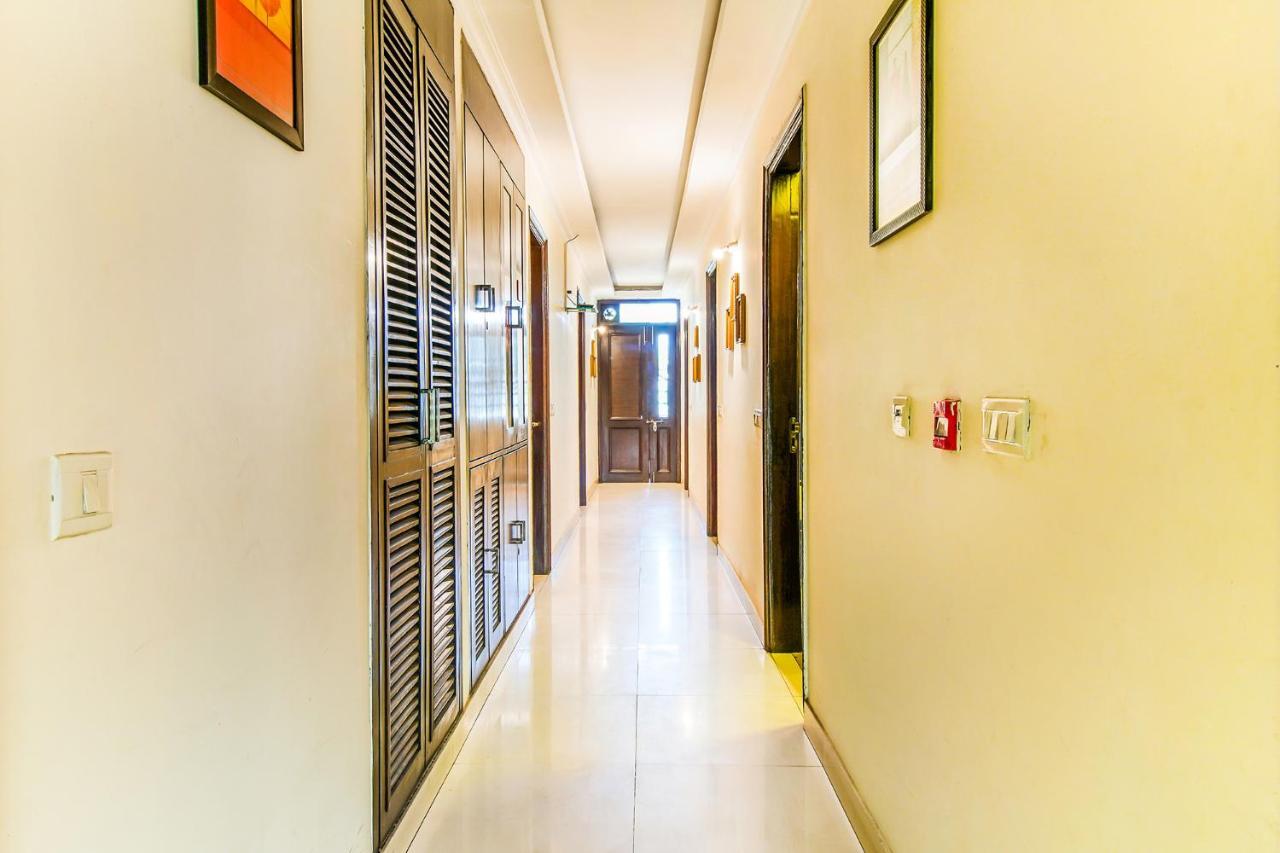 Fabhotel Signature Plaza Нью-Дели Экстерьер фото